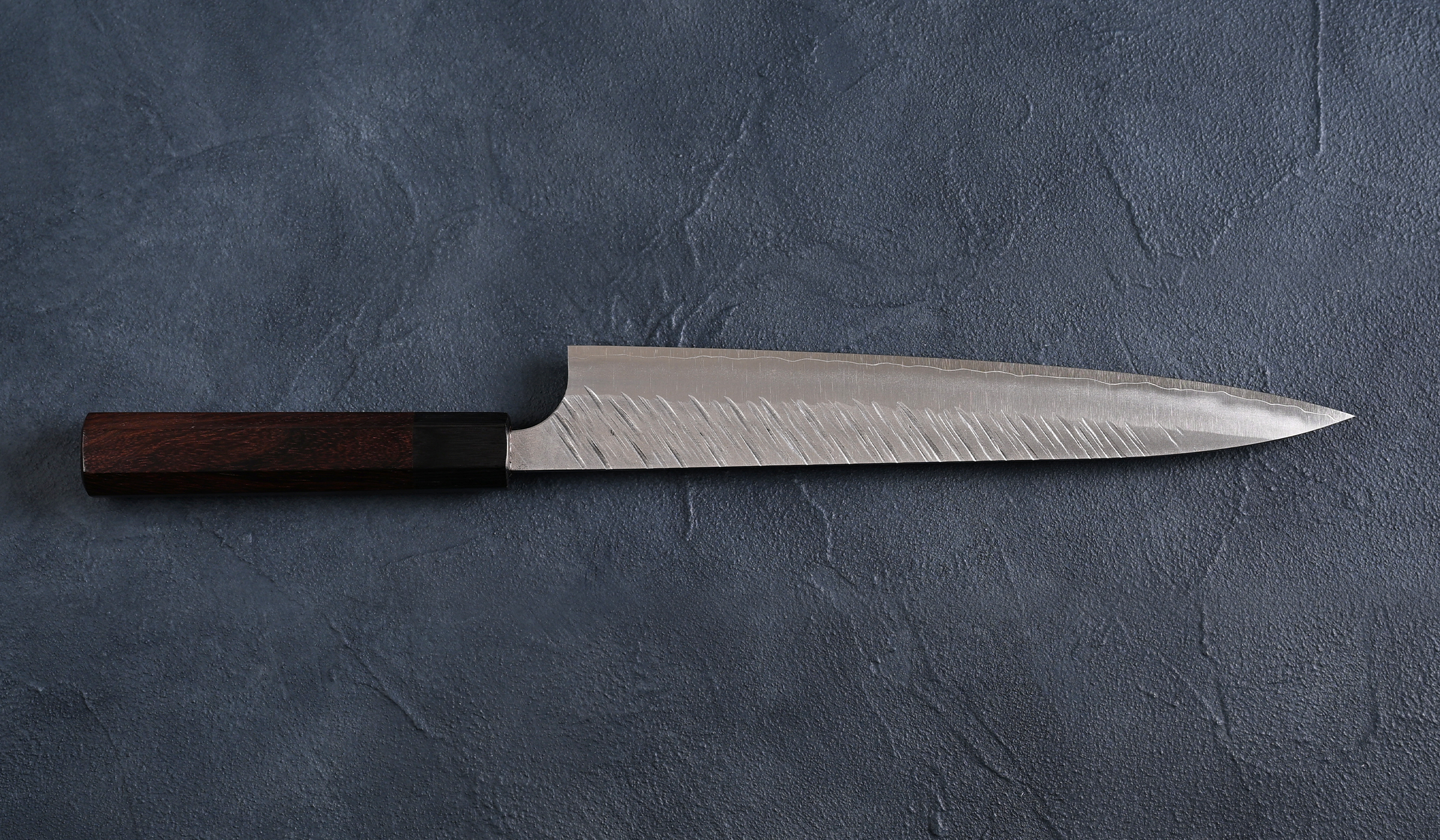 黒﨑優 Yu Kurosaki 風神 筋引包丁240mm SG2粉末ハイス鋼 紫檀八角柄 黒﨑優 Yu Kurosaki 風神 筋引包丁240mm SG2粉末ハイス鋼 紫檀八角柄