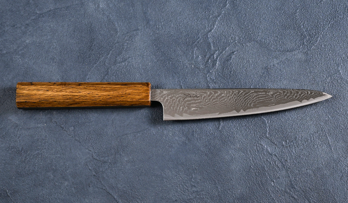 恒久 Tsunehisa ペティナイフ150mm AUS10鋼 ダマスカス 波 樫煙黒八角柄 – ナイフギャラリー